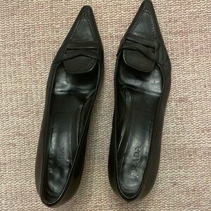 Vintage Prada pointy toe stilettos - black